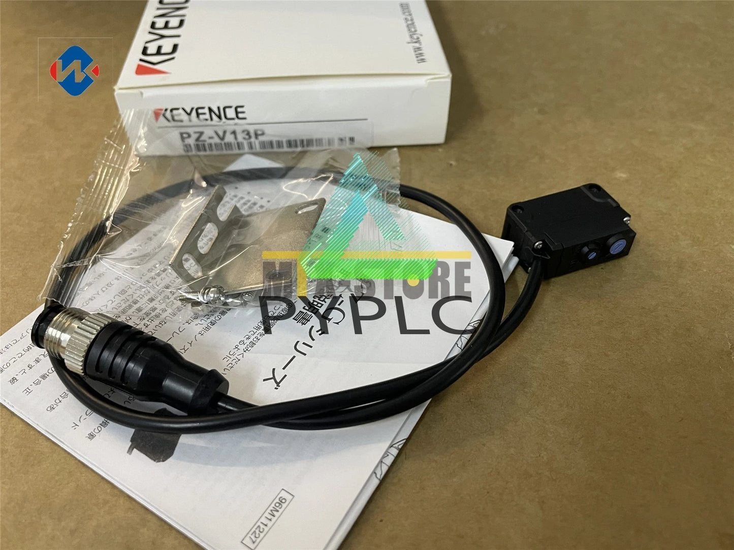 1pcs Keyence ones PZ-V13P PZV13P