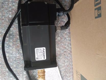 MITSUBISHI AC SERVO MOTOR HC-MF73K-S15