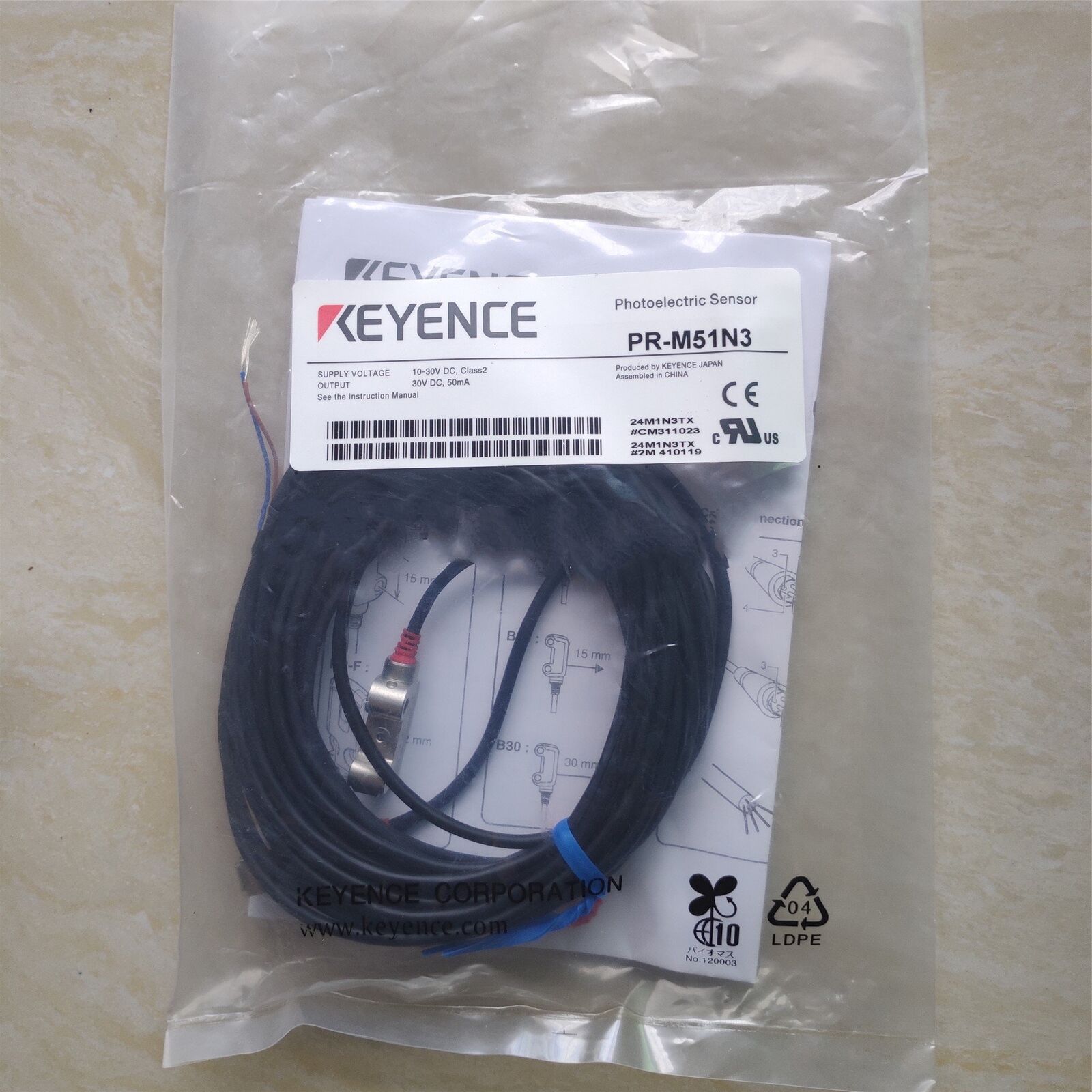 new 1PC  KEYENCE Photoelectric Switch PR-M51N3 KEYENCE