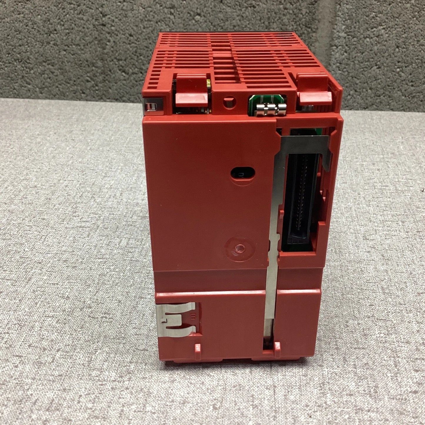 New Mitsubishi Q61P-A1 Melsec System Q PLC Power Supply - MITSUBISHI