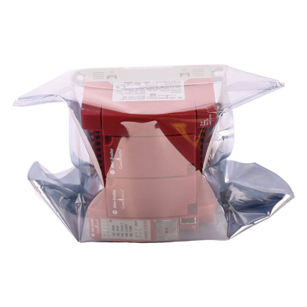 440C-CR30-22BBB Safety Relay with 4 Safety Out 12 Safety In Programable Safety Relay AB NIB - BRAND NAME