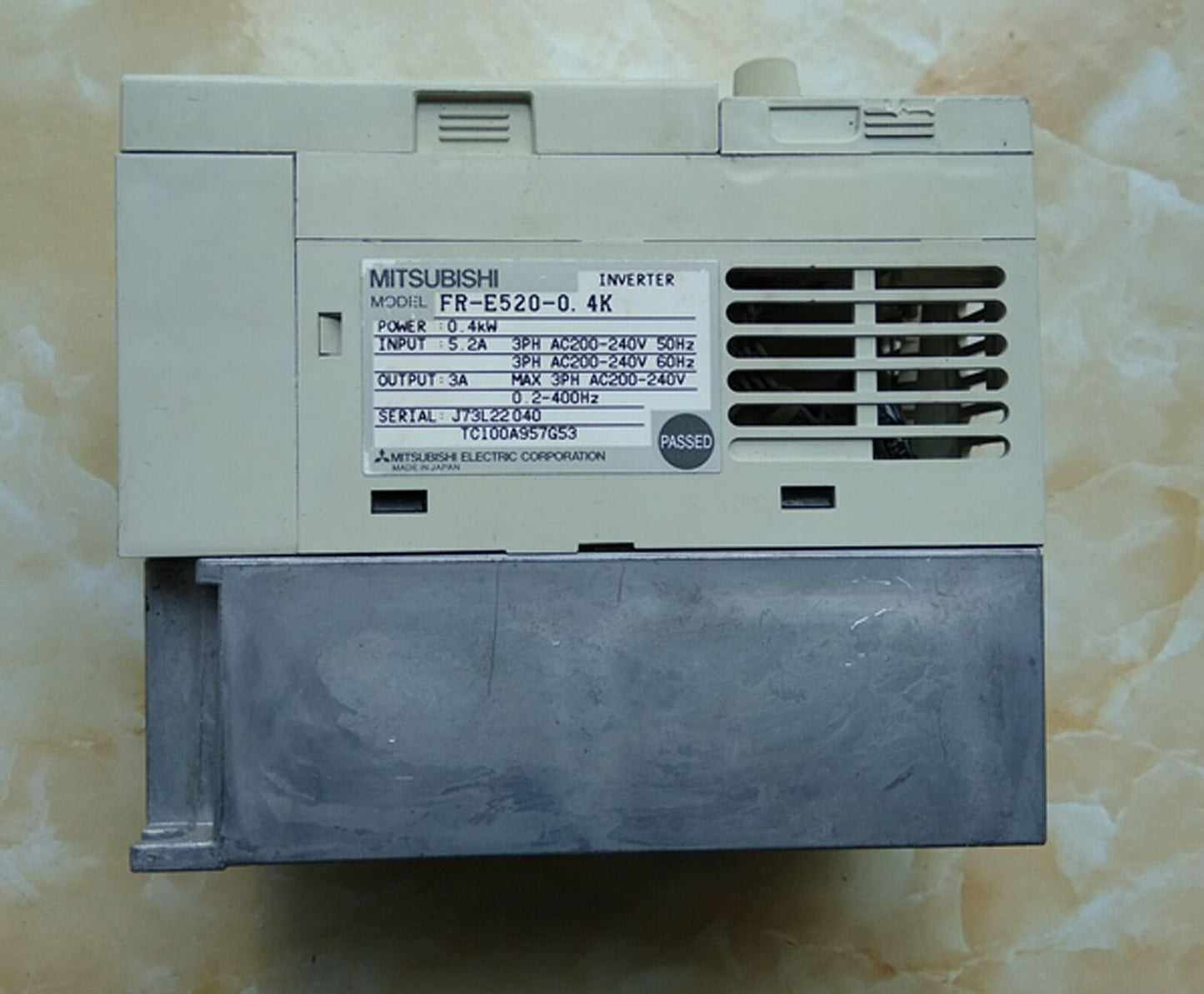 Used Mitsubishi FR-E520-0.4K 220V - MITSUBISHI