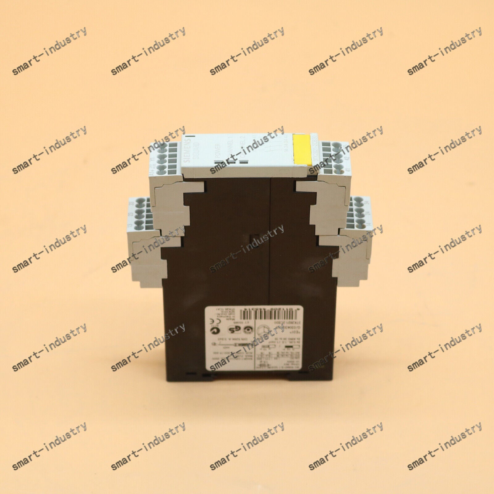 new One  SIEMENS safety relay 3TK2821-2CB30 3TK28212CB30