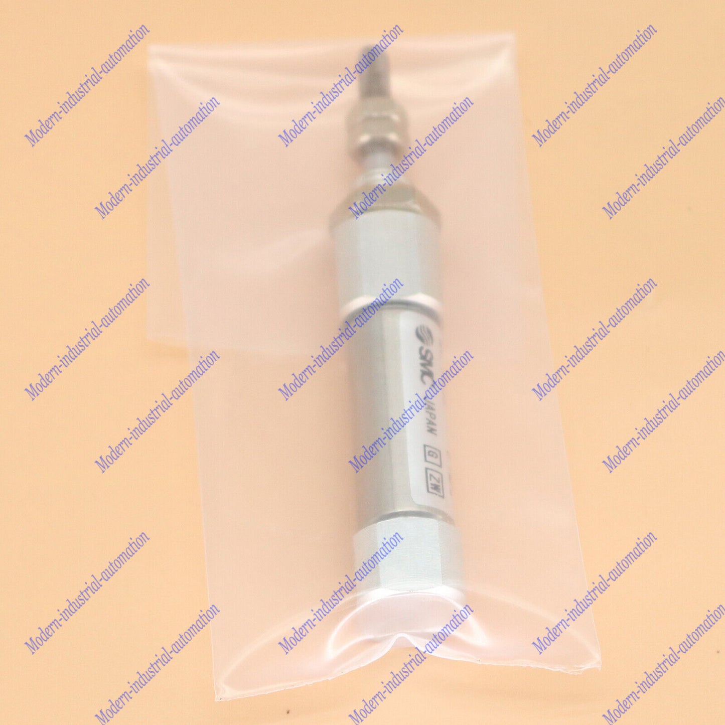 new one SMC CDJ2B10-5-B CDJ2B10-5-B Mini cylinder spot stock - SMC