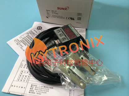 1 PCS SUNX digital pressure sensor DP2-22