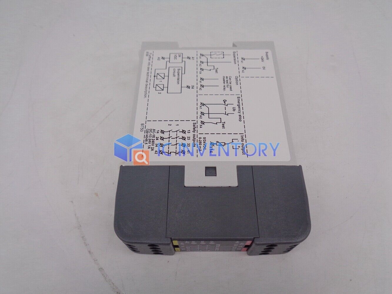 new 1PCS ABB Safety Relays 2TLA010033R0000 - ABB