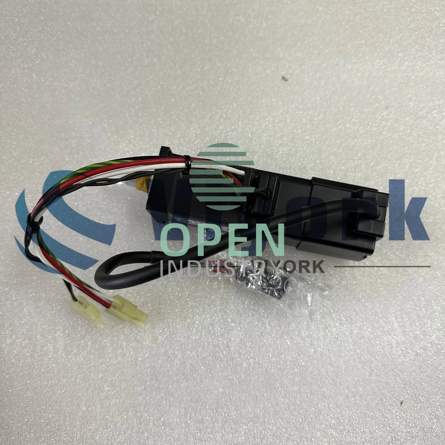 1PCS Mitsubishi HC-KFS13E1BL-S18 AC SERVO MOTOR