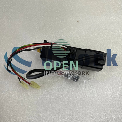 1PCS Mitsubishi HC-KFS13E1BL-S18 AC SERVO MOTOR