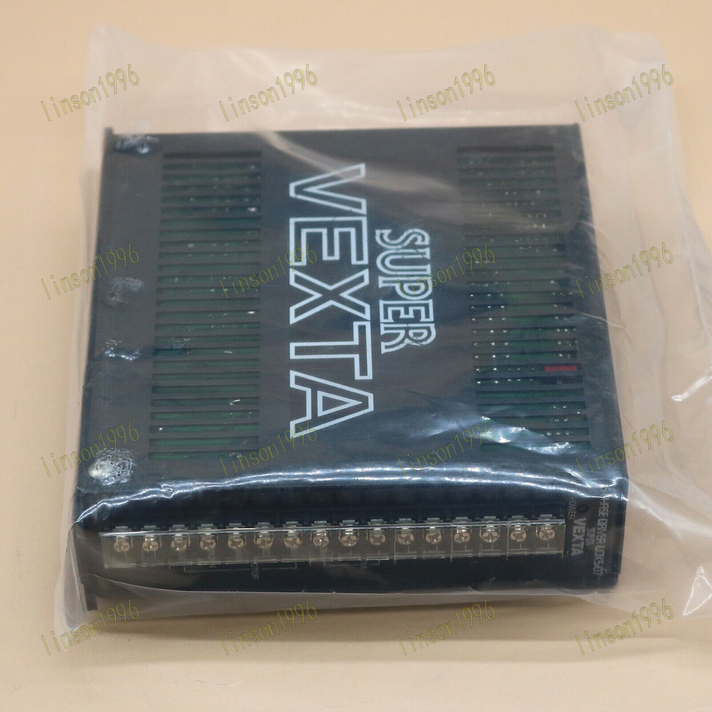 1PC UDX5107 Drive in Box - VEXTA