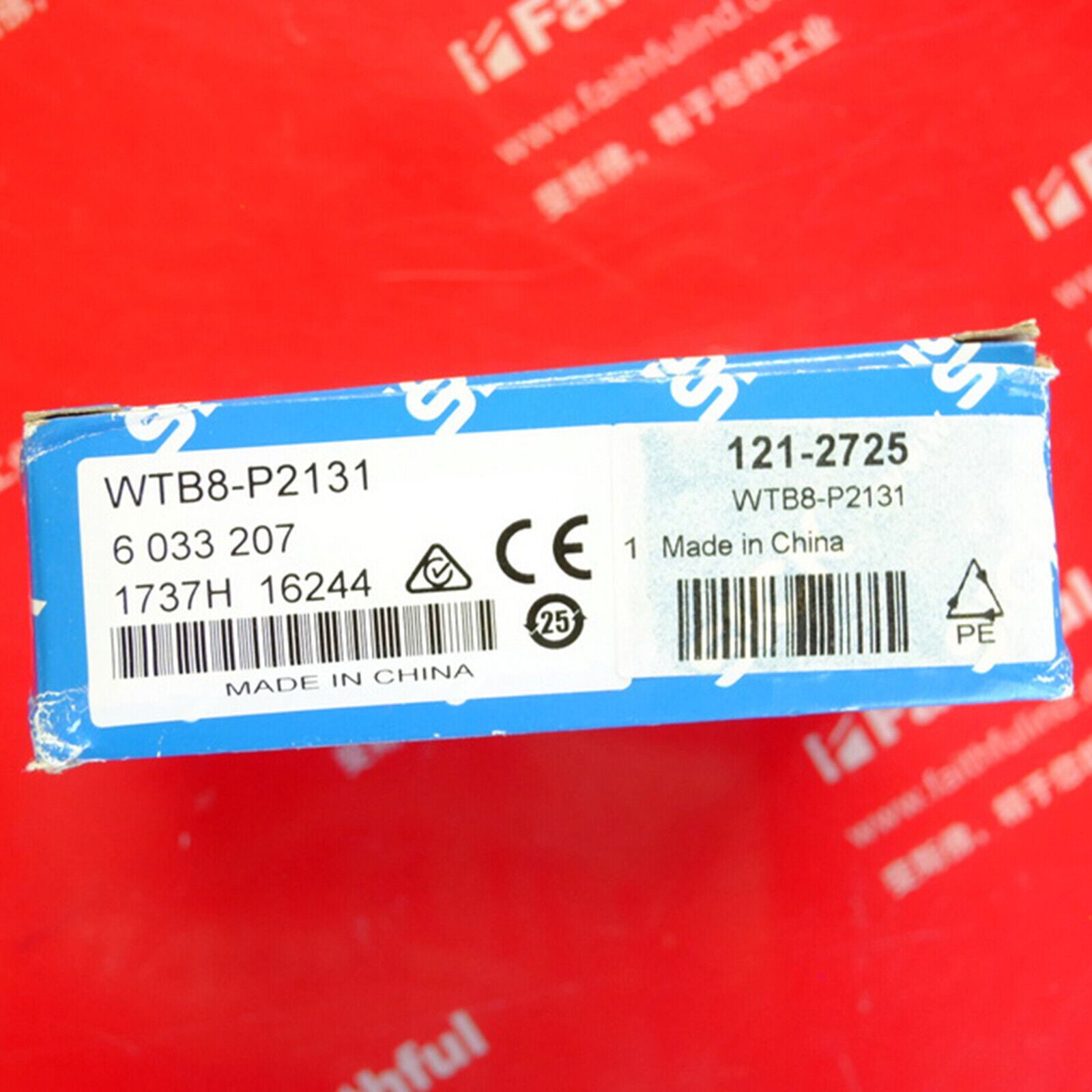 new 1 piece   sick WTB8-P2131 Proximity Sensor ship