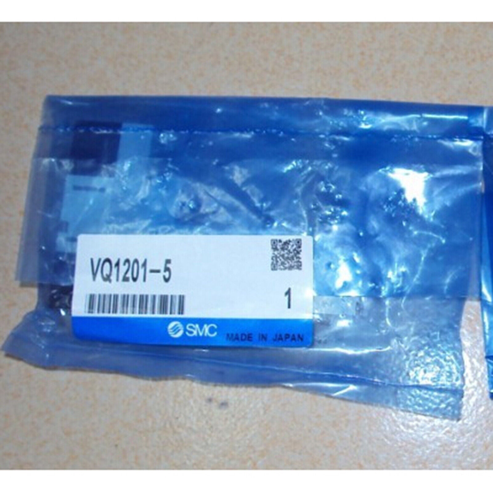 New 1PC SMC Solenoid Valve VQ1201-5 - SMC