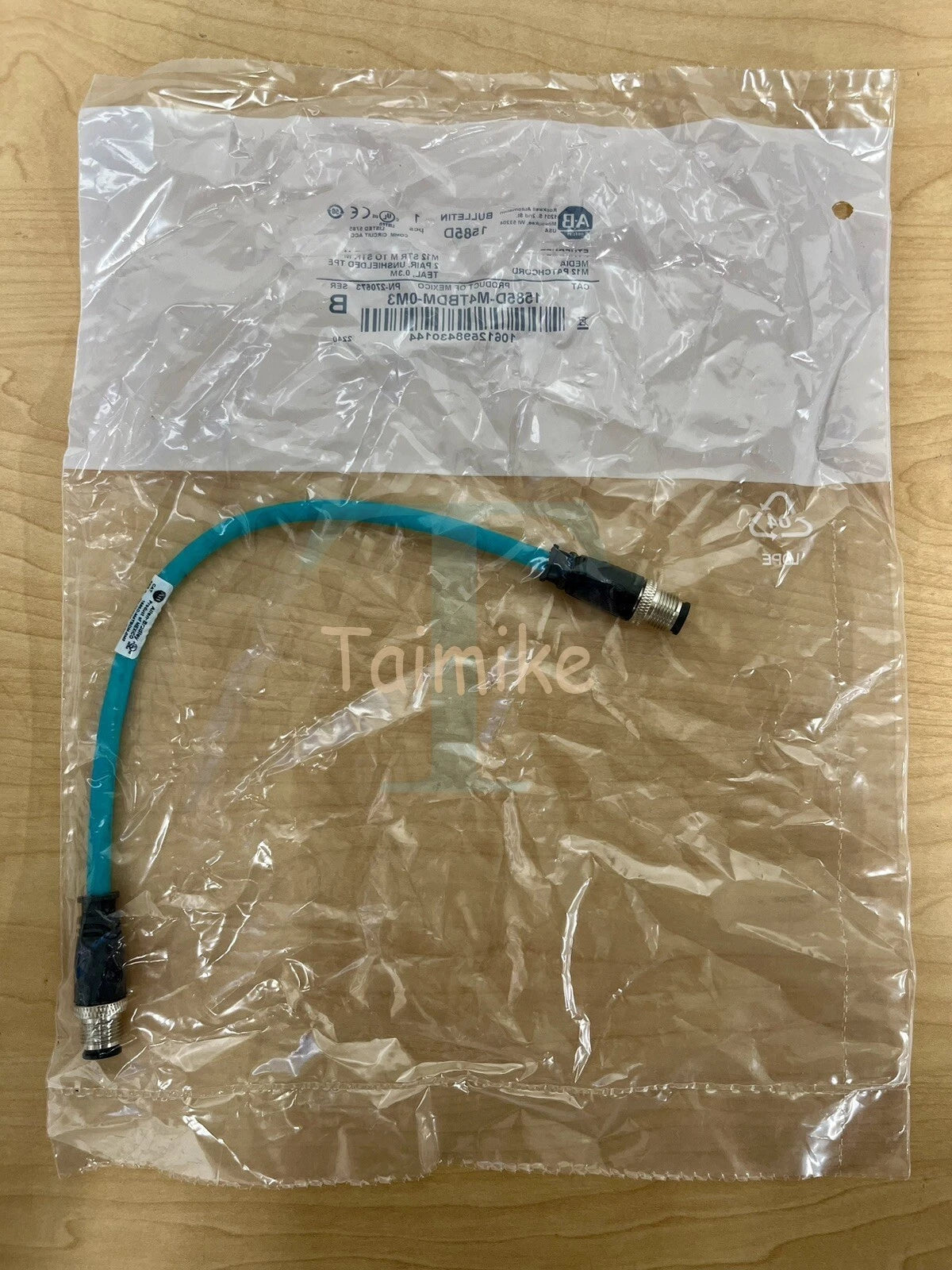 ! Allen-Bradley AB 1585D-M4TBDM-0M3 M12 Ethernet Patchcord 0.3 M - 270573