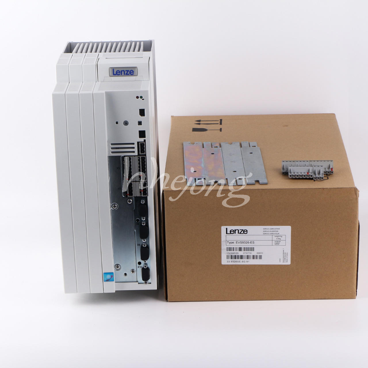 new 1PCS  LENZE Servo Drive Inverter EVS9326-ES EVS9326ES LENZE