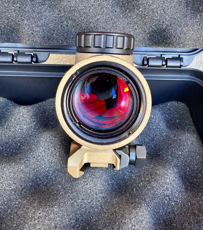 Trijicon MRO / Giessele 1/3  Red Dot 2.0 MOA, Coyote Brown (MRO-C-2200327)