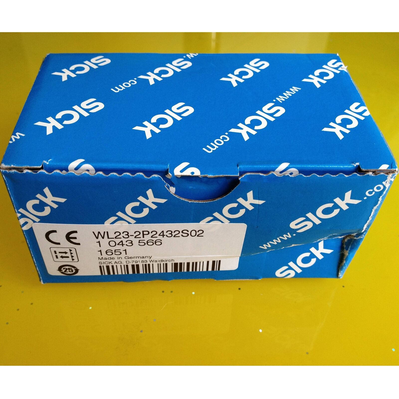 1PC WL23-2P2432S02 Photoelectric Sensor Stock - NULL