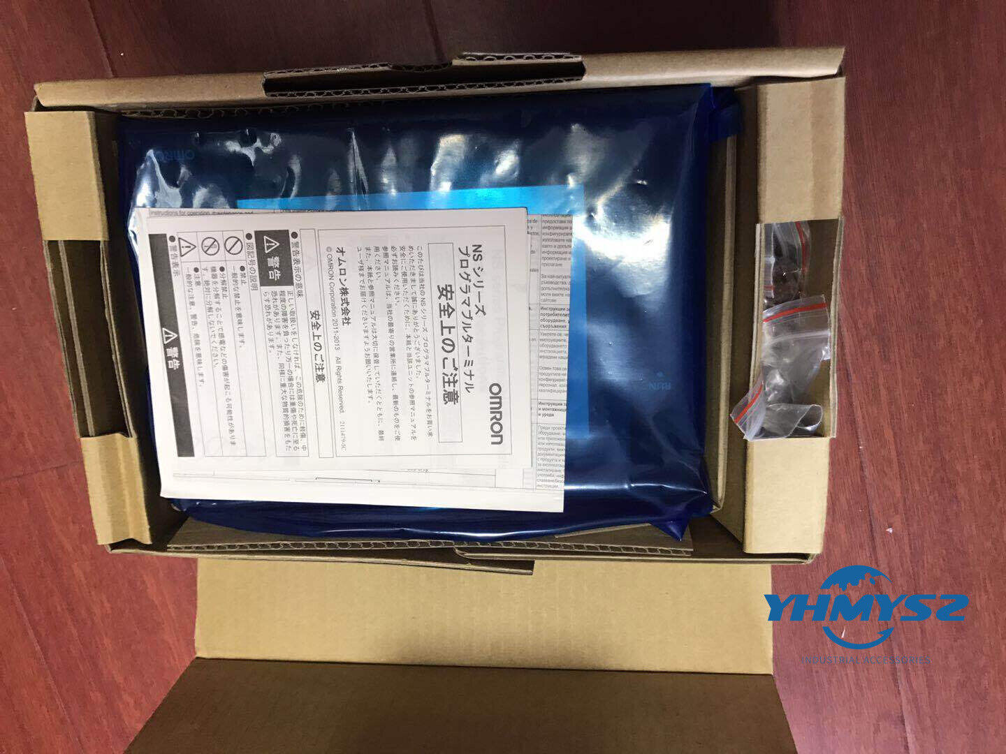 new 1PC Omron NS5-TQ11-V2 HMI Touch Screen In Box ping - KOEED