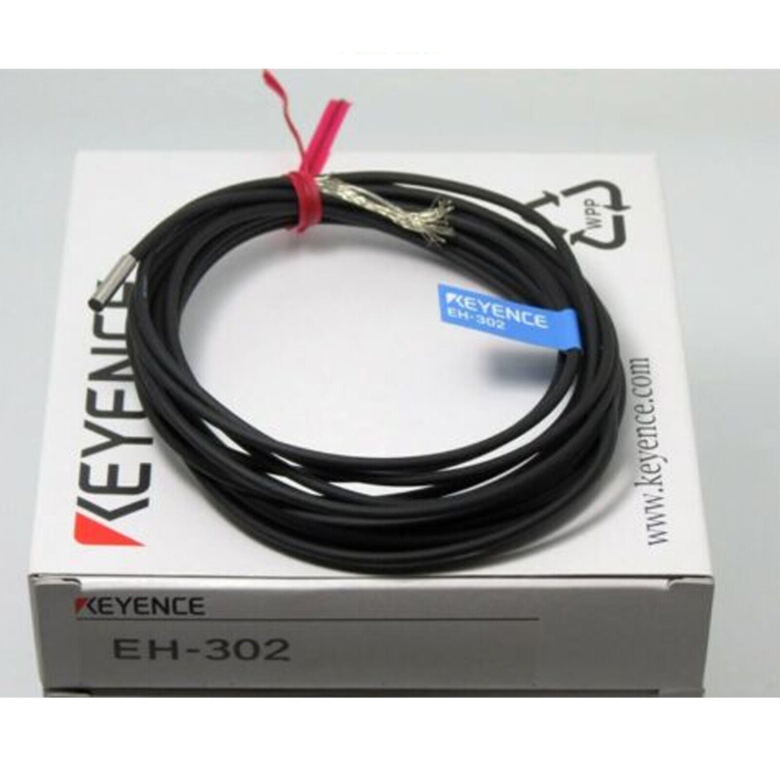 new  KEYENCE EH-302 Proximity Sensor