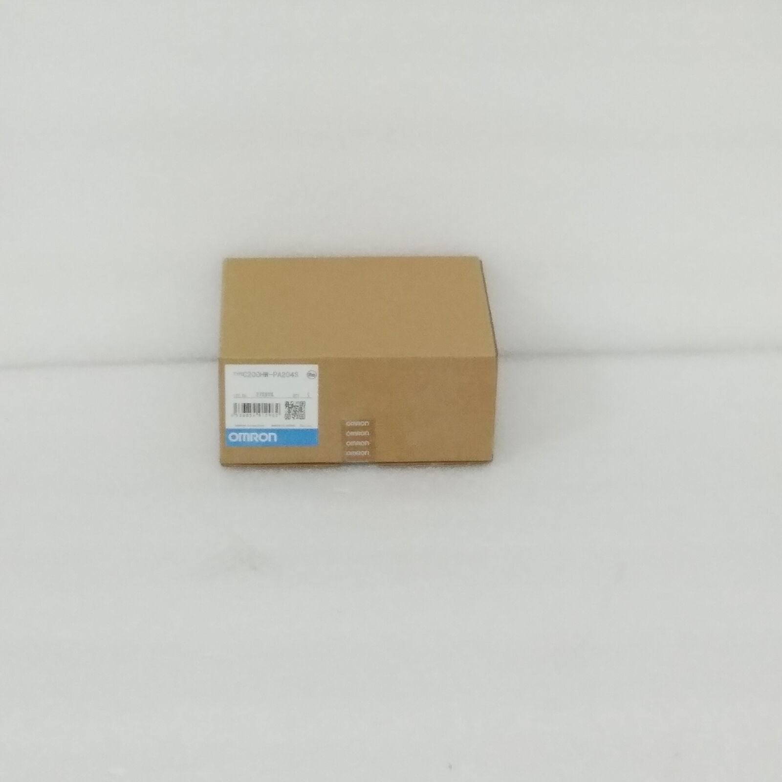 OMRON C200HW-PA204S 24h Sent - OMRON