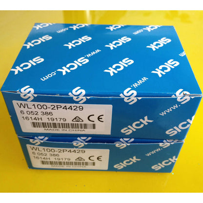 ONE SICK Photoelectric Switch WL100-2P4429 - SICK