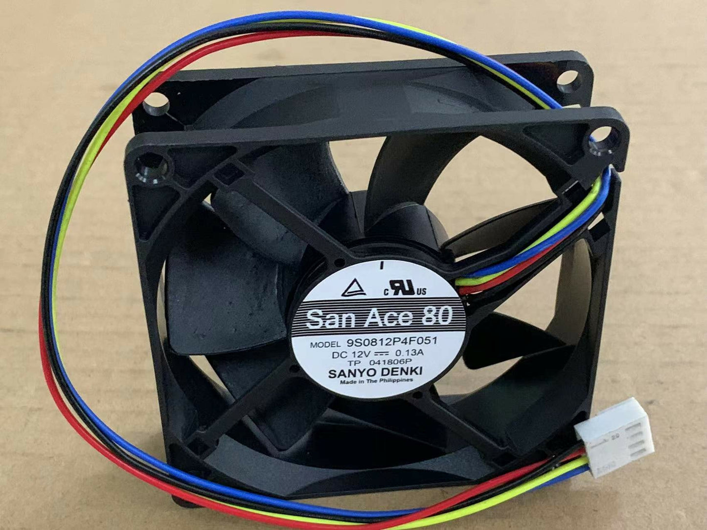 new Sanyo San Ace 80 9S0812P4F051 12V 0.13A 8CM 8025 4-wire PWM cooling fan