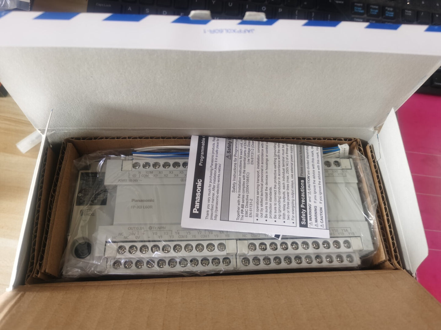 1PC Panasonic PLC AFPX0L60R-F FP-X0L60R In Box
