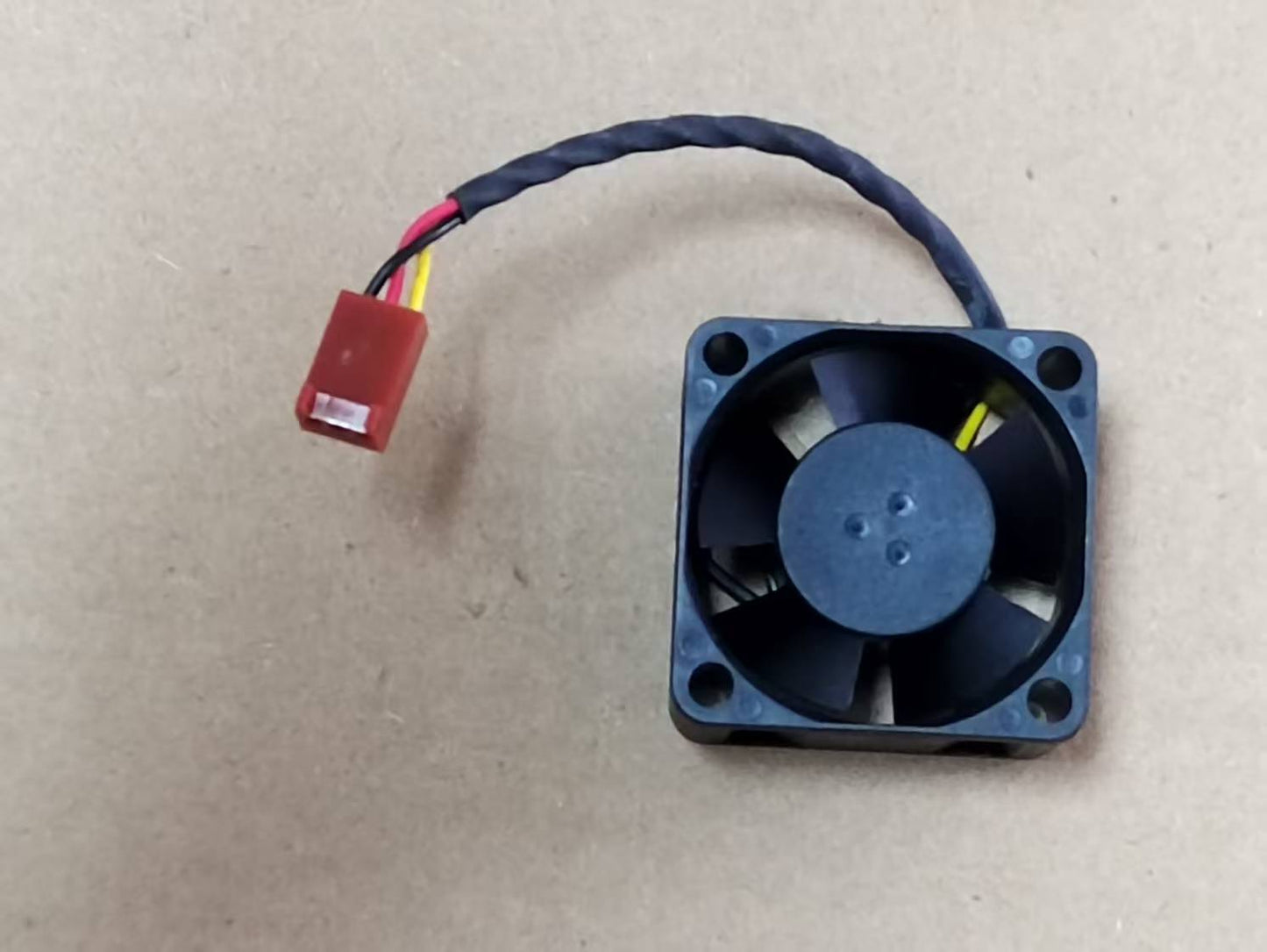 new SUNON MAGLEV KDE1204PKV1 DC 12V,0.8W H7704T FAN 3PIN