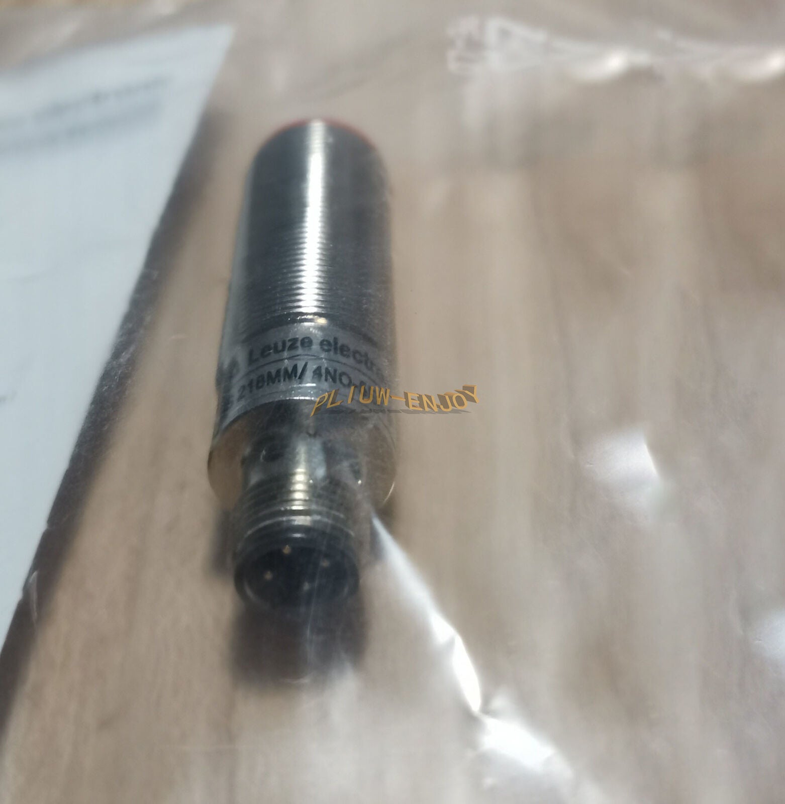 new 1PC For Leuze 218MM/4NO-8E0-S12 Sensor IS 218 MM/4NO-8E0-S12 50109701 - LEUZE