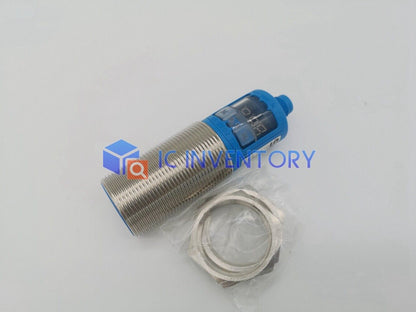 new SICK UM30213113 UM30-213113 ULTRASONIC SENSOR 0-10V 4-20 mA - SICK