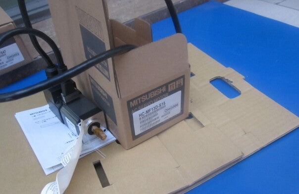 Mitsubishi Ac Servo Motor HC-MF13K-S101 HCMF13KS101