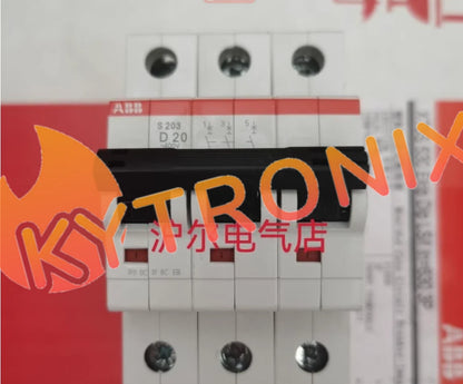 1PCS ABB Miniature circuit breaker S203-D32