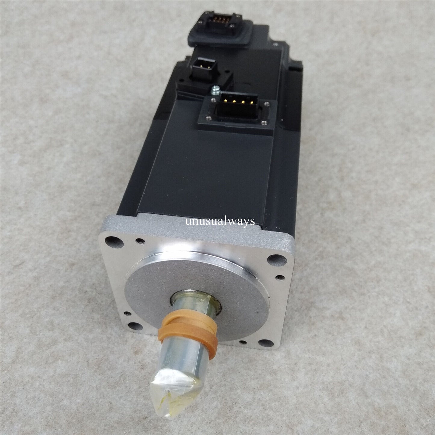 Mitsubishi Servo Motor HFKP43B - MITSUBISHI
