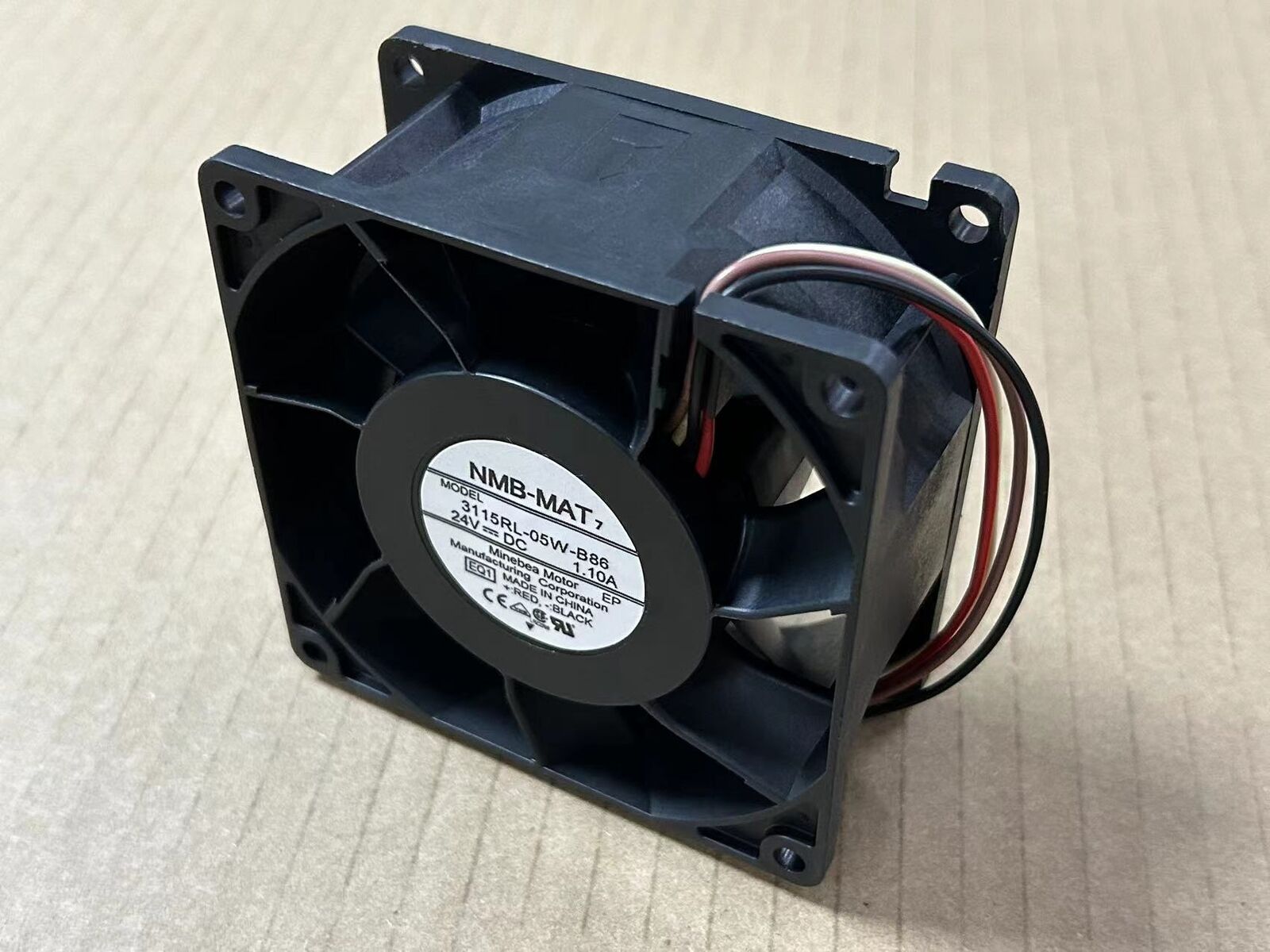 new NMB-MAT 3115RL-05W-B86 24V 1.10A 8CM 4-wire inverter cooling fan NMB-MAT