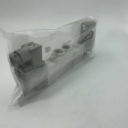 new 1PC SMC SY3140-5LZE - SMC