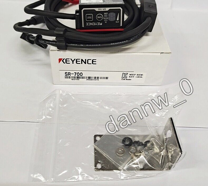 New In Box Keyence SR-700 Fast Barcode Reader Scanner - KEYENCE