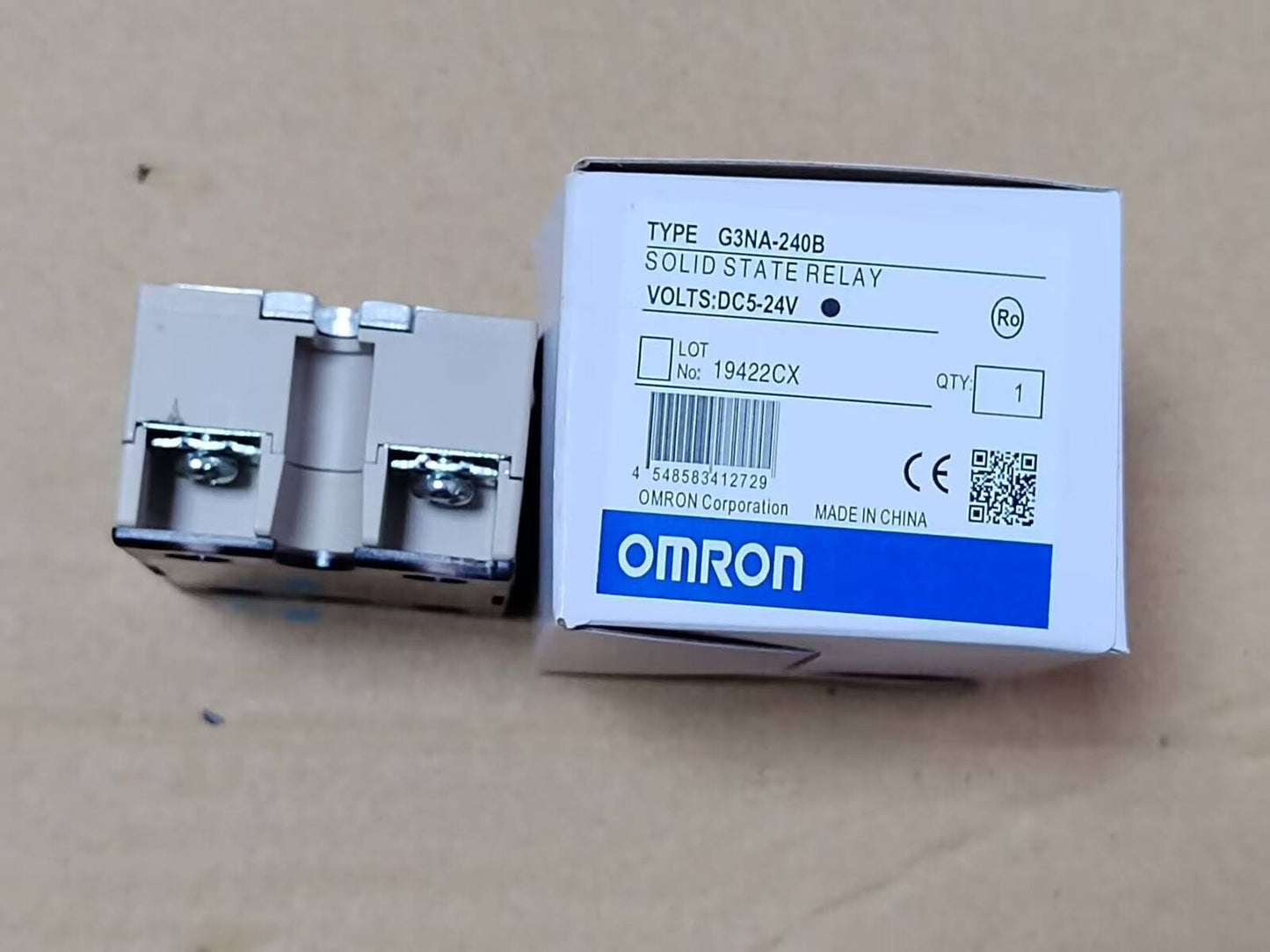 G3NA-240B G3NA 240B AC200-240V Omron free shipping