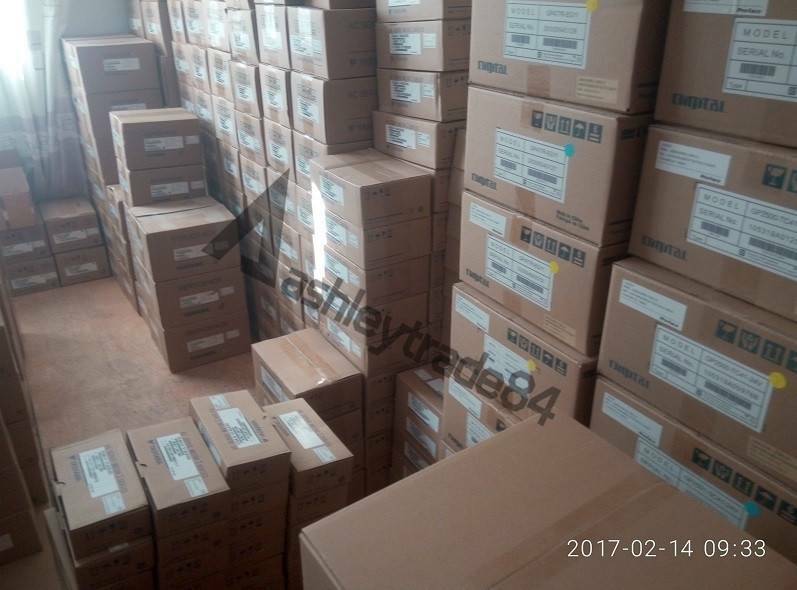 new ONE YASKAWA AC SERVO MOTOR SGMPH-02AAA21