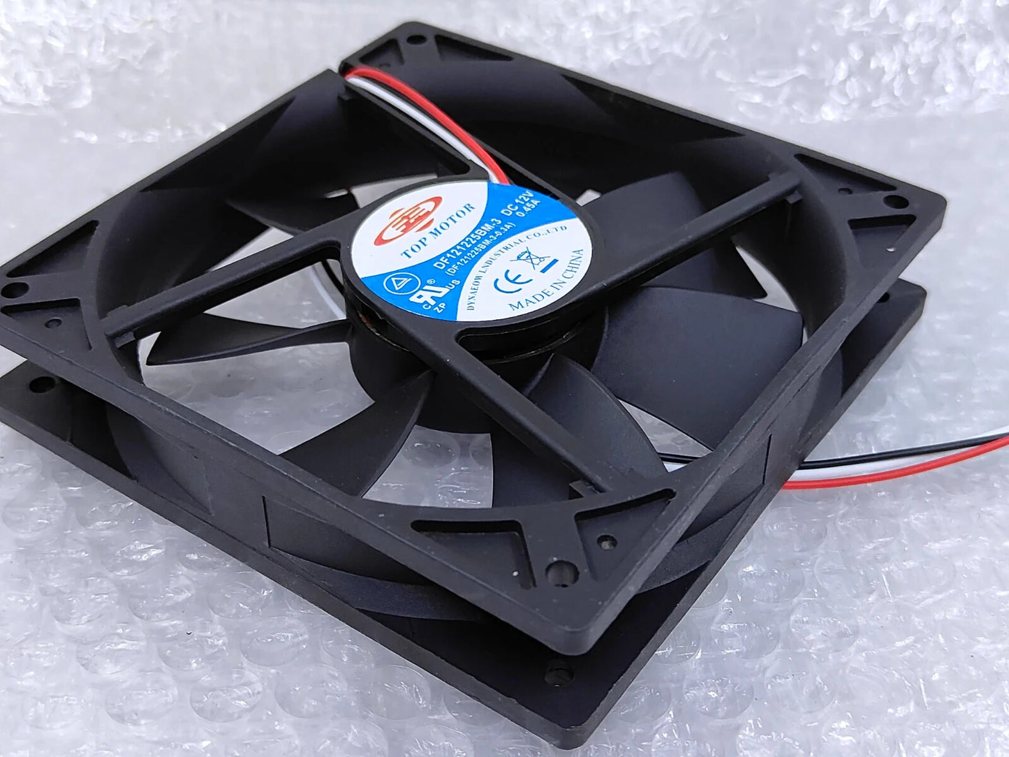 1PCS DF121225BM-3 12025 DC12V 0.45A 3-pin high airflow silent cooling fan