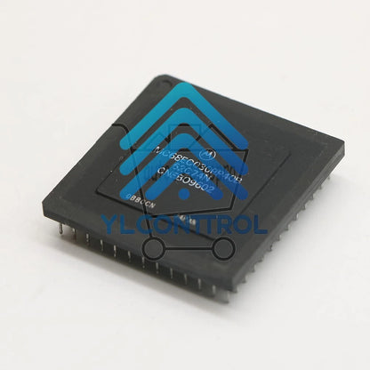 .1Pcs MC68EC030RP40B 68EC030 Vintage Microprocessor 40MHz PGA
