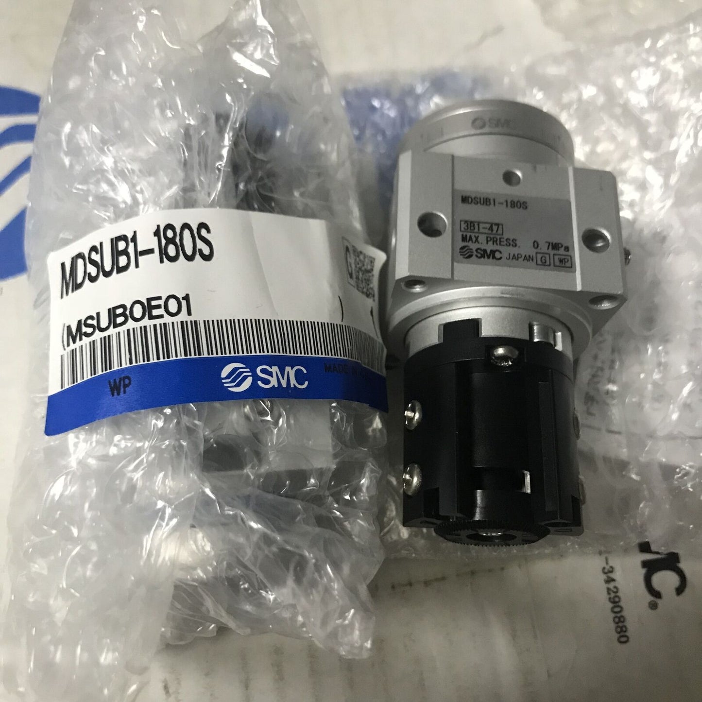 SMC MDSUB1-180S Rotary Cylinder - SMC