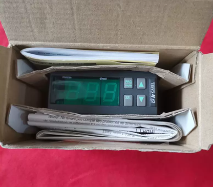 CAREL IR32Z00000 Temperature Controller - CAREL