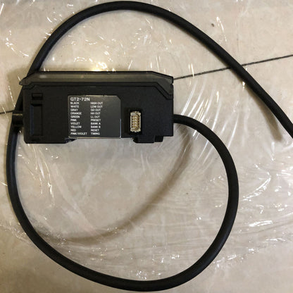 used Keyence LASER SENSOR GT2-72N Tested Good OK - KEYENCE