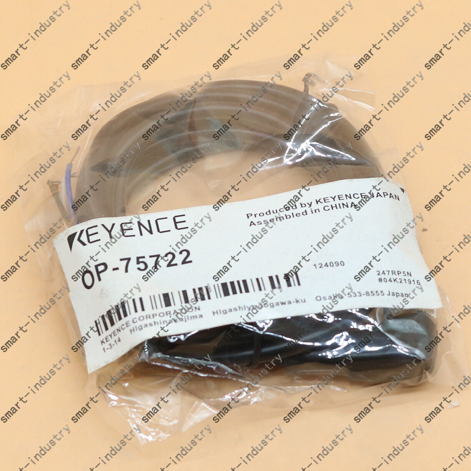 new 1PC  KEYENCE OP-75722 Sensor Cable Spot Stocks