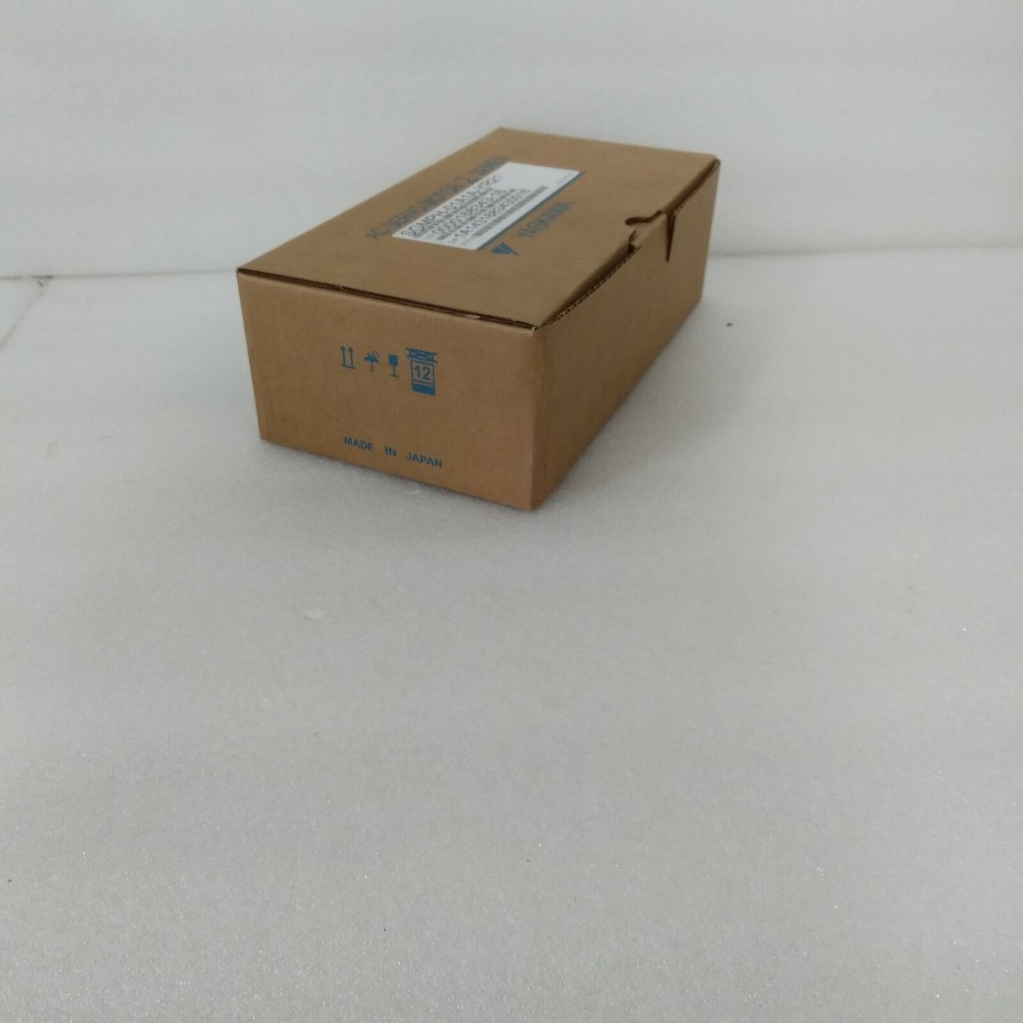 New Yaskawa Servo Motor SGMPH-01A1A-YR21 Sent Within 24 Hours - YASKAWA