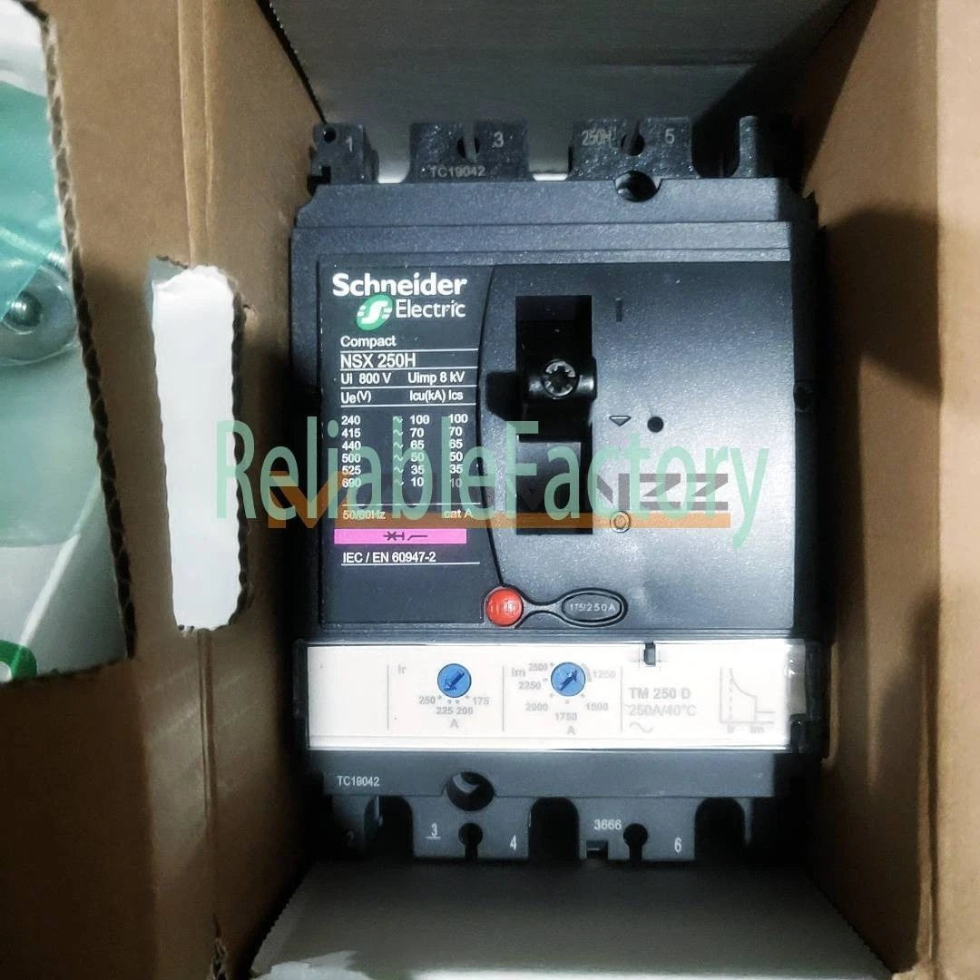 1PC Circuit Breaker LV431670