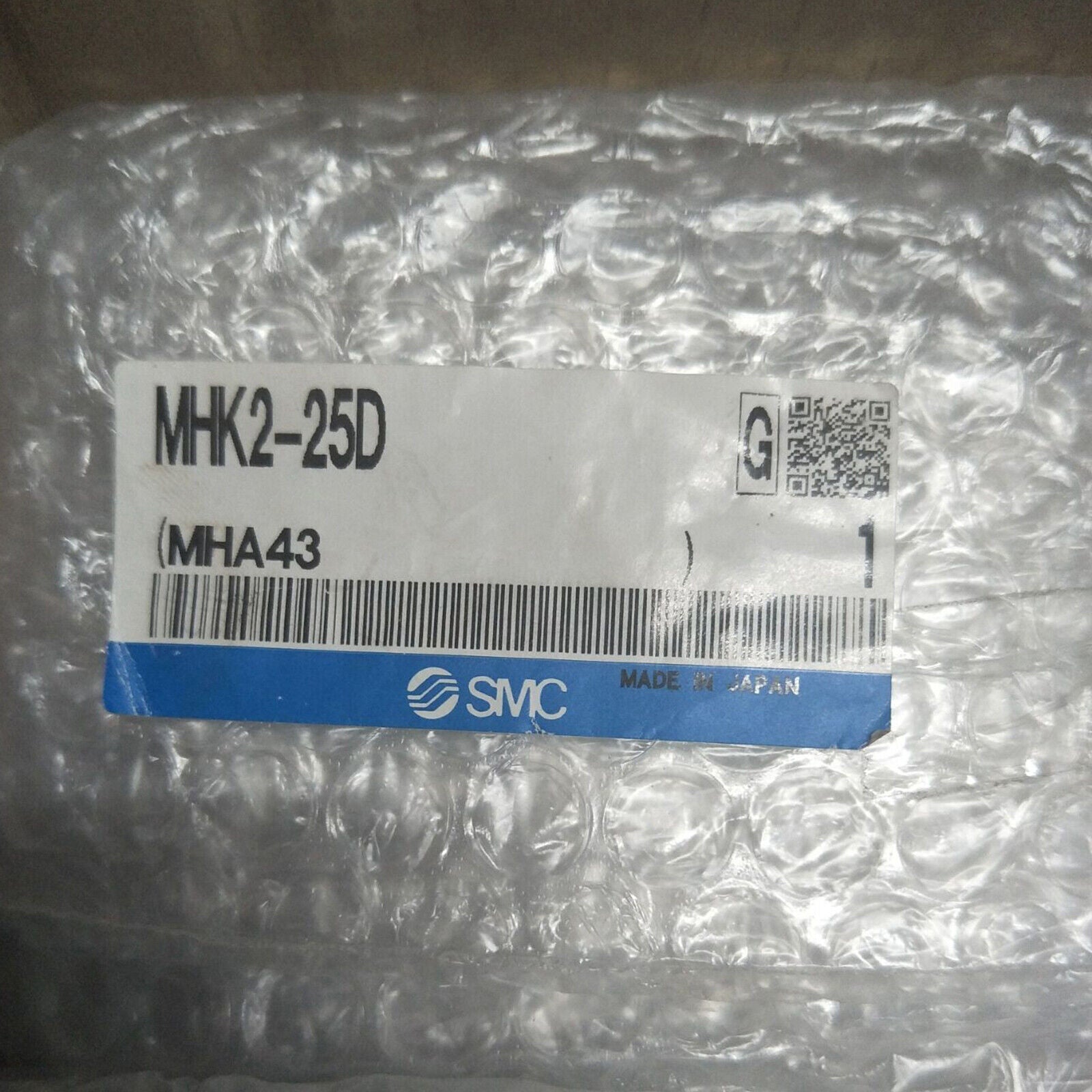 New SMC Finger Cylinder MHK2-25D - SMC