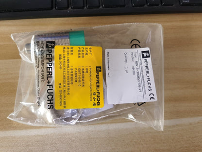 1PC  Pepperl + Fuchs  NBN15-30GM50-E0-V1 Proximity Sensor