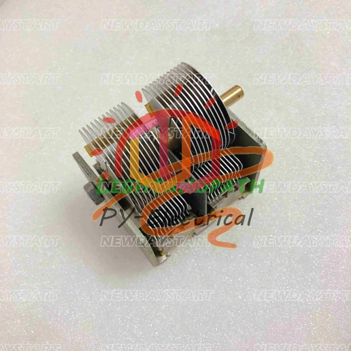 1pcs 365+365pF Broadcast Dual Gang Dual-unit Air Dielectric Variable Capacitor