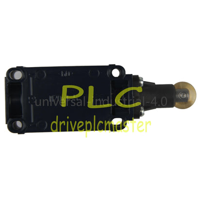 1PC SCHMERSAL Travel limit switch ZR 335-11Z-M20-RMS #dr