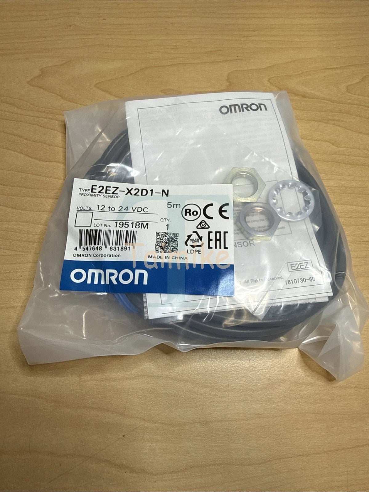! Omron E2EZ-X2D1-N 5m Proximity Sensor