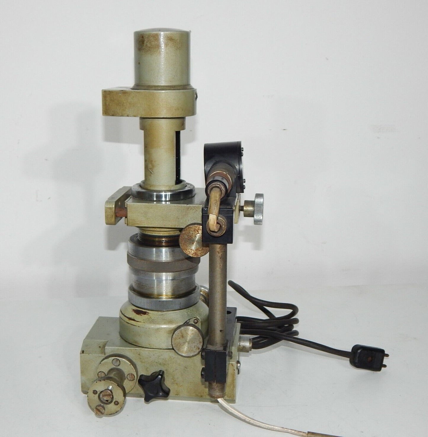 used Measuring device used for various measurements in laboratory and industrial settings with high precision measurements zeiss jena model - CARL ZEISS JENA